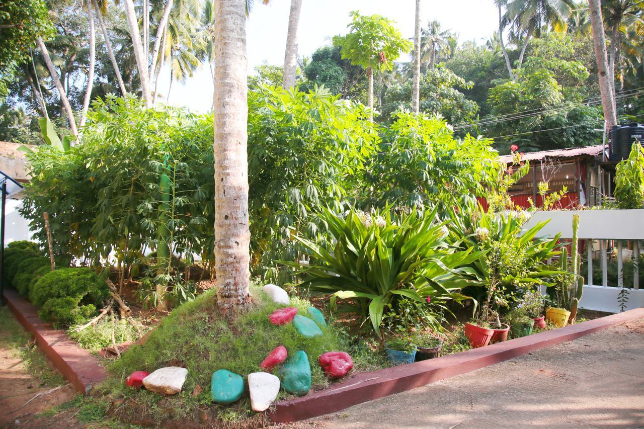 Panchavadi Ayurvedic Beach Resort Varkala Esterno foto